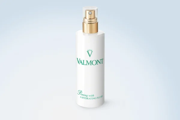 Priming With a Hydrating Fluid - Valmont
